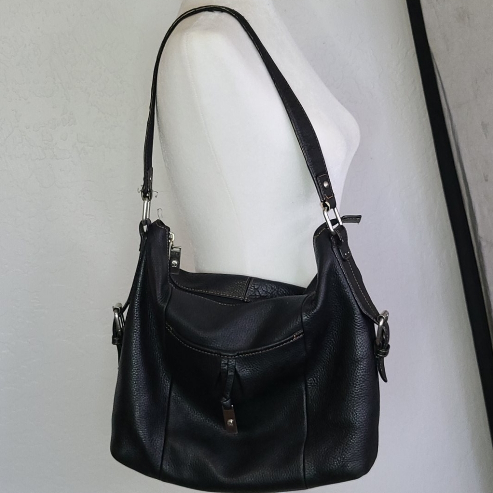 Vintage Etienne Aigner black leather shoulder bag